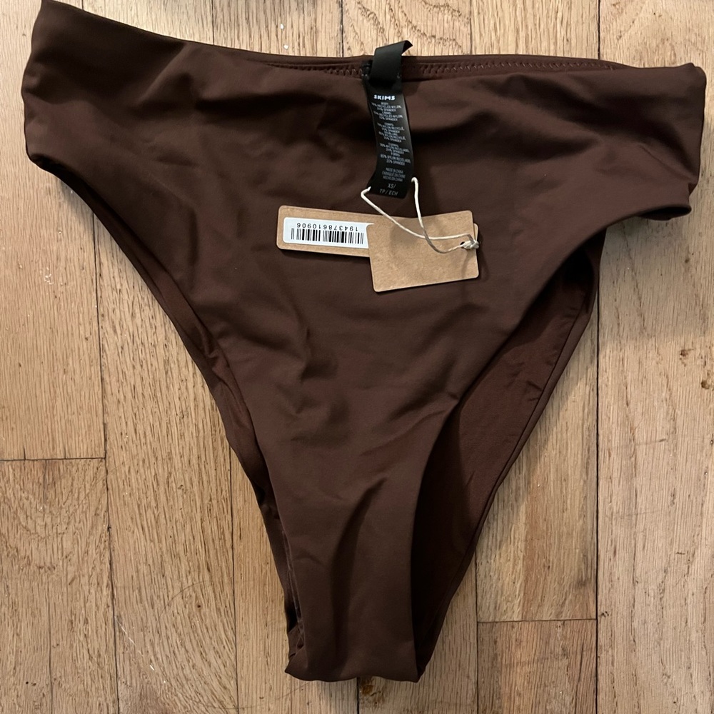 SKIMS Signature Tank and Mid Coverage Bottoms Swimsuit